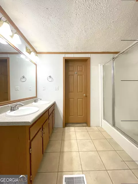 372 Cherokee Dr, Bowman, GA 30624 photo 10