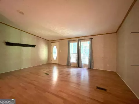 372 Cherokee Dr, Bowman, GA 30624 photo 6
