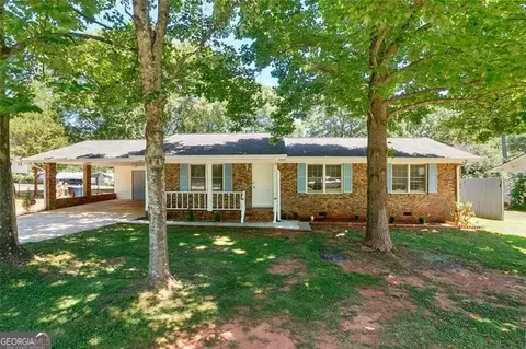 111 Ausband Dr, Mcdonough, GA 30253