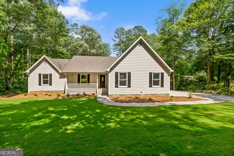 517 Baker Rd, Newnan, GA 30265
