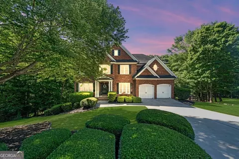 840 River Trace Ct, Suwanee, GA 30024