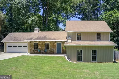 2696 Laurelwood Rd, Dunwoody, GA 30360
