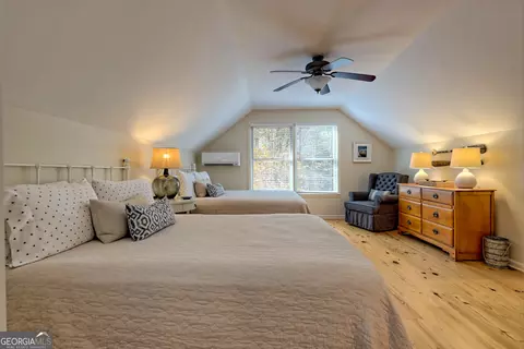 Bedroom - 655 Laprades Rd, Clarkesville, GA 30523 photo 5 of 12