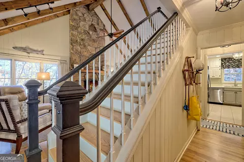Entry Way - 655 Laprades Rd, Clarkesville, GA 30523 photo 5 of 7