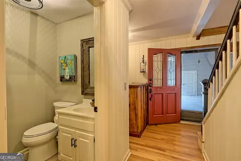 Entry Way - 655 Laprades Rd, Clarkesville, GA 30523 photo 3 of 7