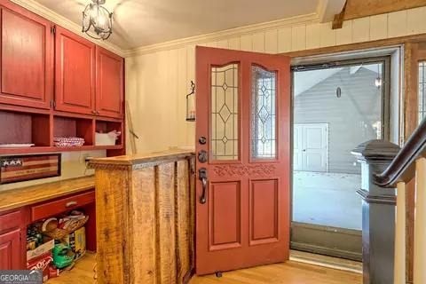 Entry Way - 655 Laprades Rd, Clarkesville, GA 30523 photo 4 of 7