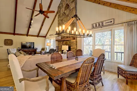 Dining - 655 Laprades Rd, Clarkesville, GA 30523 photo 2 of 5