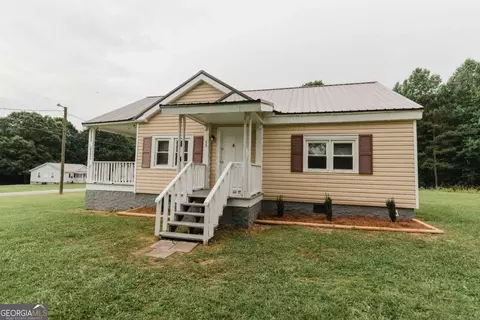 75 Armstrong Dr, Carrollton, GA 30117