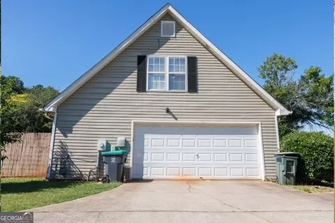 211 Thorne Wood Ln, Hampton, GA 30228 photo 3