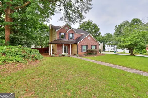 5654 Mahogany Ct NW, Lilburn, GA 30047