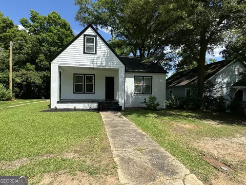1017 Clay Ave, Macon, GA 31211