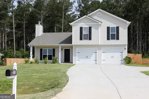 576 Walnut Dr, Hartwell, GA 30643