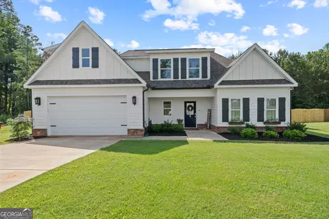 192 Piedmont Lake Dr, Gray, GA 31032