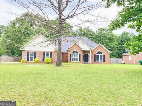 161 Winnstead Dr, Leesburg, GA 31763