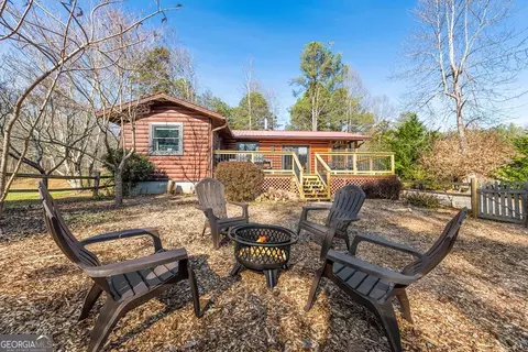 222 Mountain Rivers Rd, Mineral Bluff, GA 30559
