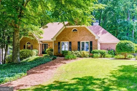 12425 Crabapple Chase Dr, Alpharetta, GA 30004