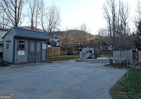 147 Flora Ln, Blairsville, GA 30512