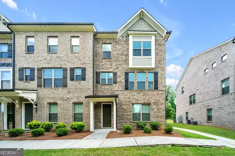 2082 Talmai Dr, Snellville, GA 30078