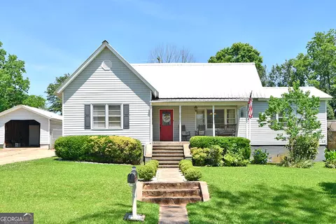 113 Morgan St, Valley, AL 36854