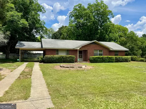 403 Zeta St, Tennille, GA 31089