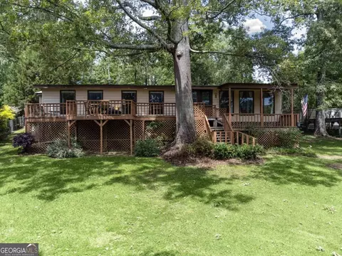 386 Possum Point Dr, Eatonton, GA 31024