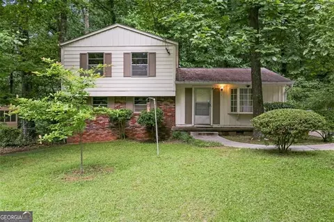 3946 Pin Oak Cir, Doraville, GA 30340