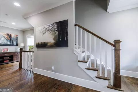 Entry Way - 5630 Vineyard Park Trl, Norcross, GA 30071 photo 4 of 5