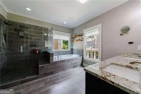 Bath - 5630 Vineyard Park Trl, Norcross, GA 30071 photo 1 of 8