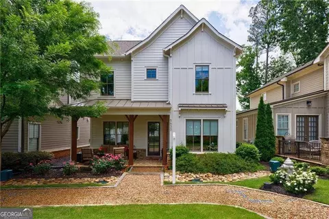5630 Vineyard Park Trl, Norcross, GA 30071