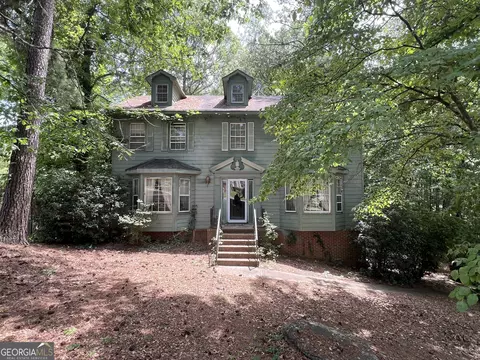 954 Casteel Ct NW, Lilburn, GA 30047