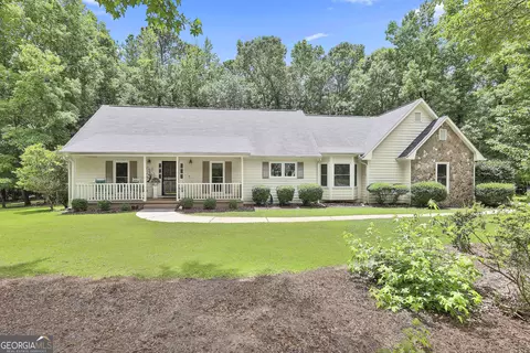 285 Ridgemont Dr, Fayetteville, GA 30215