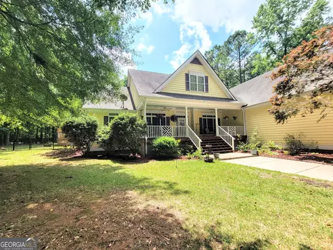185 Deerfield Trl, Newnan, GA 30265