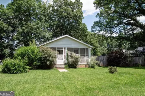 652 Landers Dr SW, Mableton, GA 30126