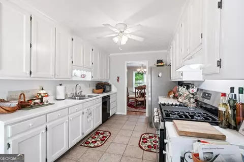 205 Lakeside Dr, Covington, GA 30016 photo 11