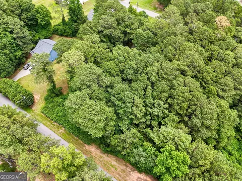 102 Neal Ave, Stockbridge, GA 30281