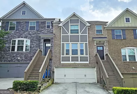 1979 Paxton Ridge Ln, Lilburn, GA 30047