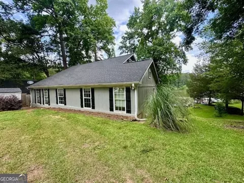 144 Horseshoe Bend Rd, Jackson, GA 30233