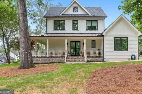 2668 Brown Cir SE, Smyrna, GA 30080
