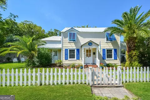 411 Everett St, St. Simons, GA 31522