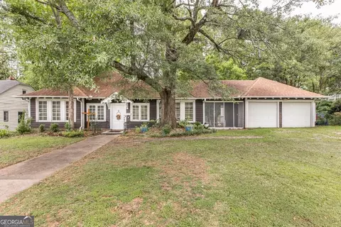 3277 Ridge Ave, Macon, GA 31204