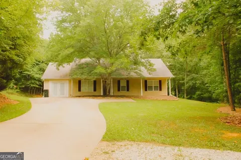 190 Arrowhead Trl, Eatonton, GA 31024