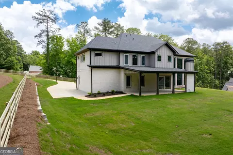 Exterior - 2111 E Maddox Rd, Buford, GA 30519 photo 9 of 12