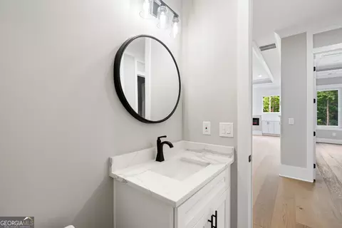 Bath - 2111 E Maddox Rd, Buford, GA 30519 photo 8 of 10