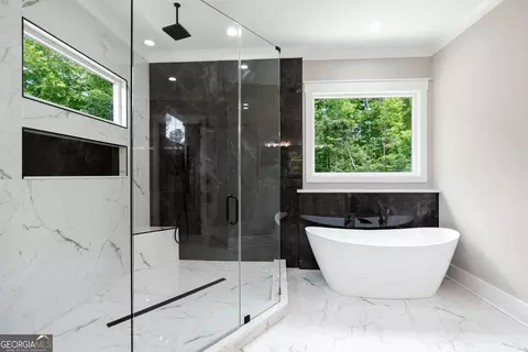 Bath - 2111 E Maddox Rd, Buford, GA 30519 photo 5 of 10