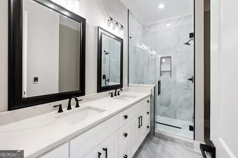 Bath - 2111 E Maddox Rd, Buford, GA 30519 photo 1 of 10