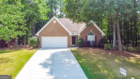 219 Yardsley Dr, Mcdonough, GA 30253