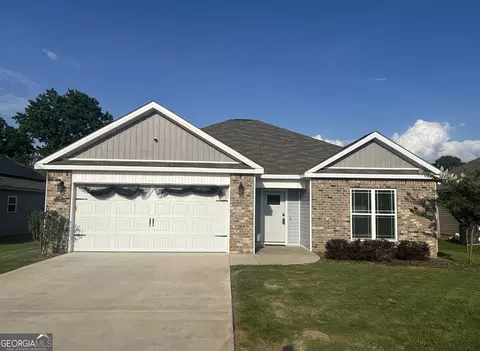 118 Hughes Dr, Warner Robins, GA 31093