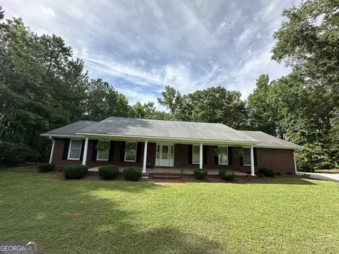 560 Lee Rd 246, Salem, AL 36874