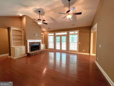 Living - 134 Deer Pointe Run, Lagrange, GA 30240 photo 1 of 4