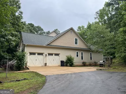Exterior - 134 Deer Pointe Run, Lagrange, GA 30240 photo 7 of 12